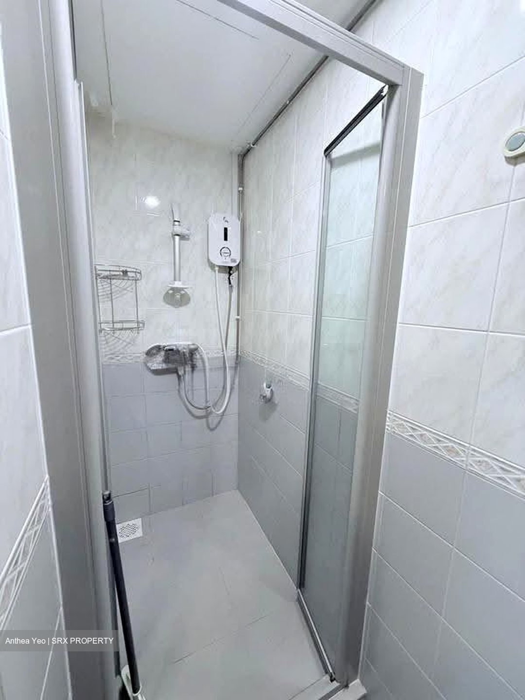 Simsville (D14), Condominium #622198881